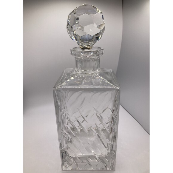 Full Lead Crystal Decanter and Stopper Regent Collection Handmade In Yugoslavia - Picture 10 of 13
